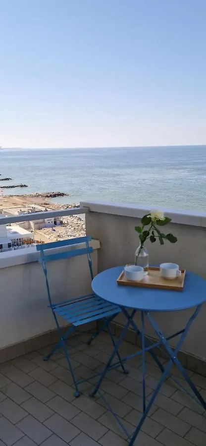 Lamar Suites Seafront Apartments Misano Adriatico