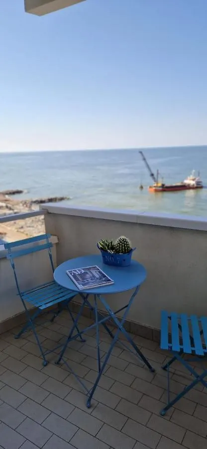 Lamar Suites Seafront Apartments Misano Adriatico